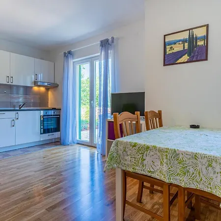 Apartmani Cres דירה