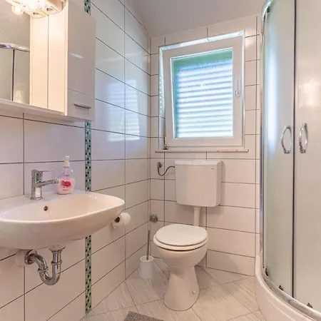 Apartmani Cres *