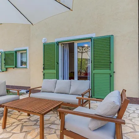 Apartmani Cres דירה *