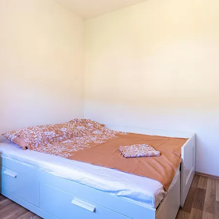 Apartmani Cres דירה