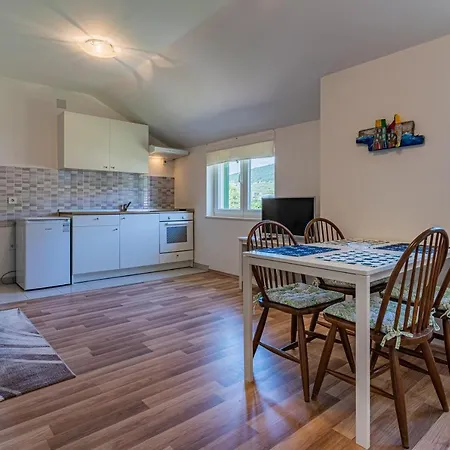 Apartmani Cres