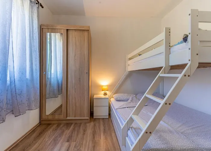 Apartmani Cres * Cres